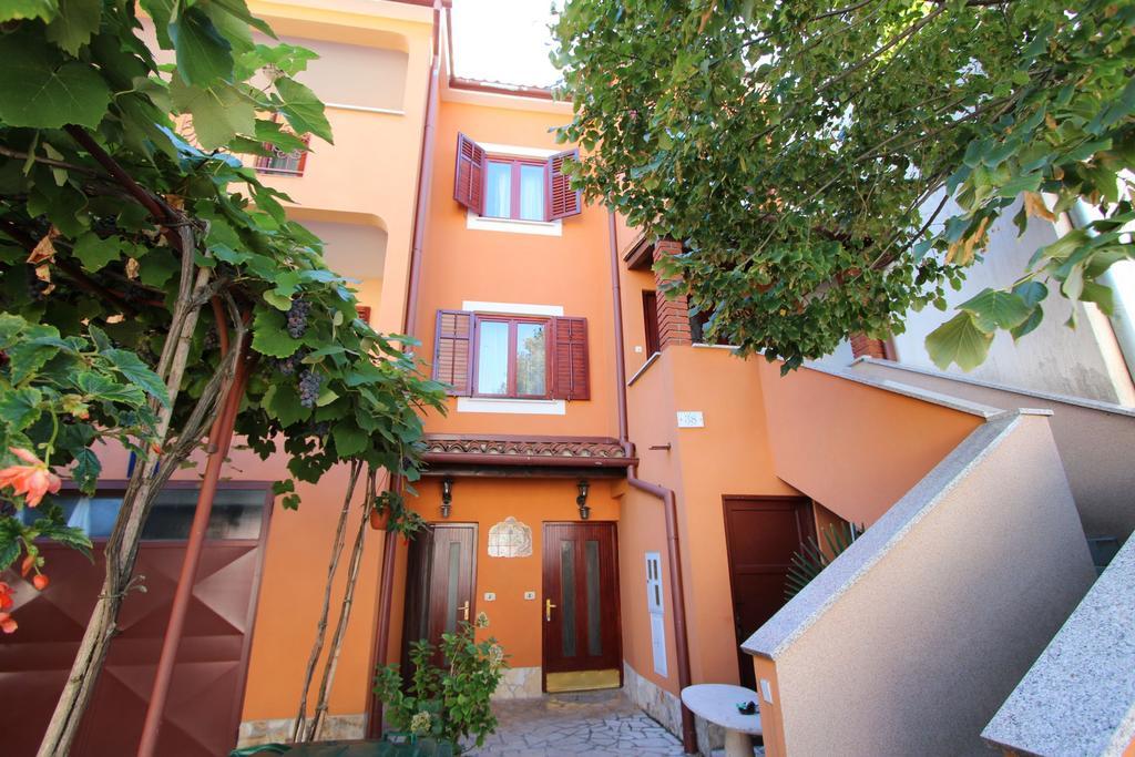 Apartments Grace Rovinj Exterior photo
